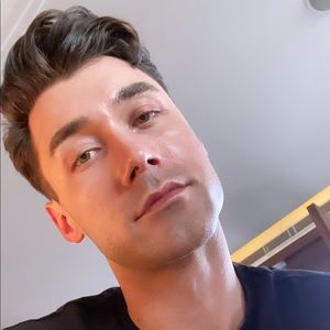 Meet your Posher, Justin